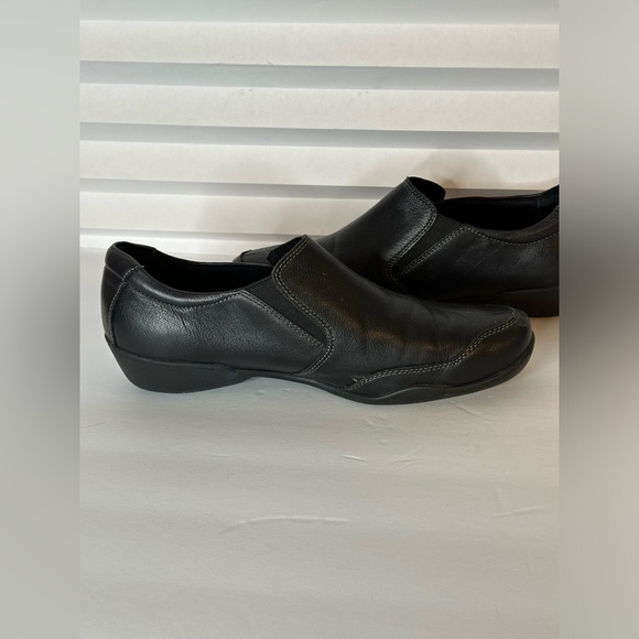 Taos Footwear Encore Leather Slip-Ons size 10 - Picture 7 of 11